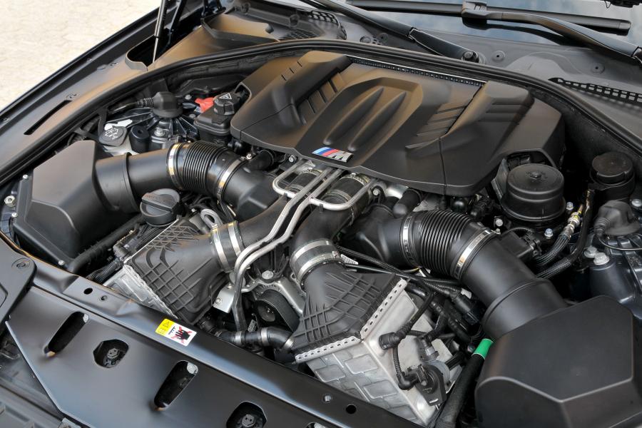  BMW M5 2011 года  (фото 27 из 344)